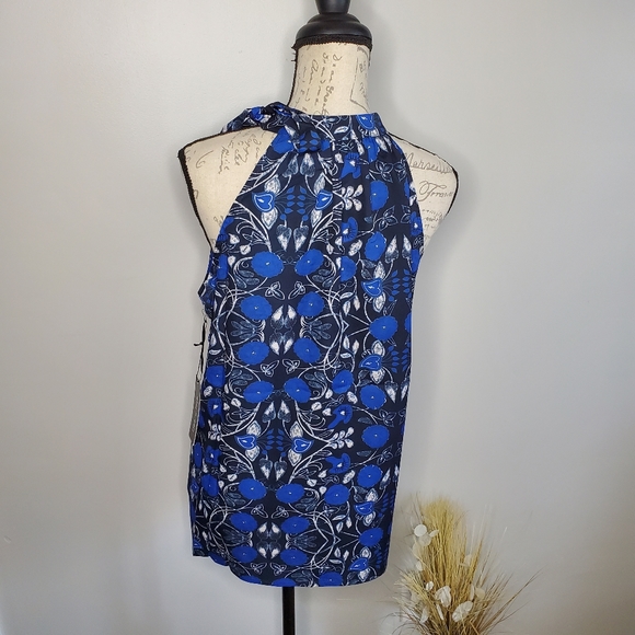 Doe & Rae blue abstract floral halter tank L - Picture 6 of 12
